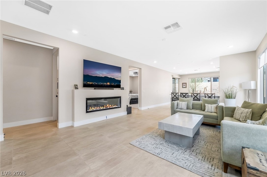 57 Lake Bluff Court - Photo 3