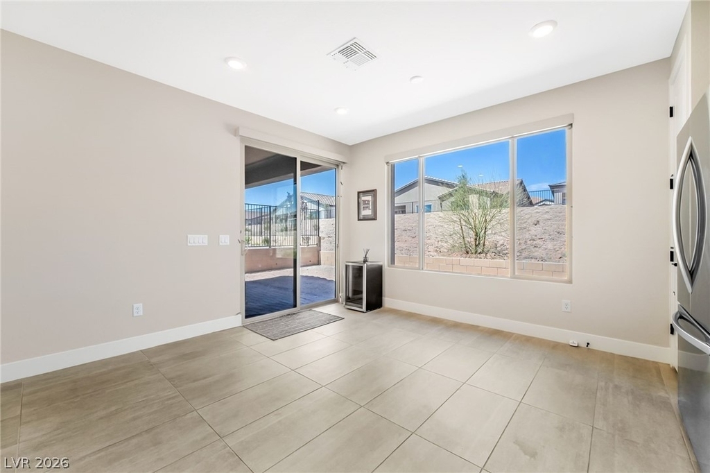 57 Lake Bluff Court - Photo 10