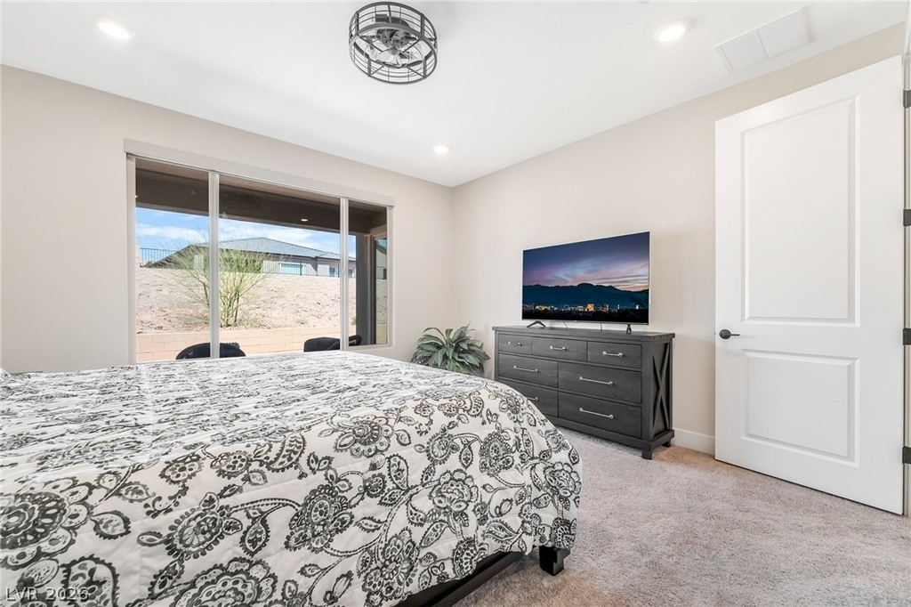57 Lake Bluff Court - Photo 13