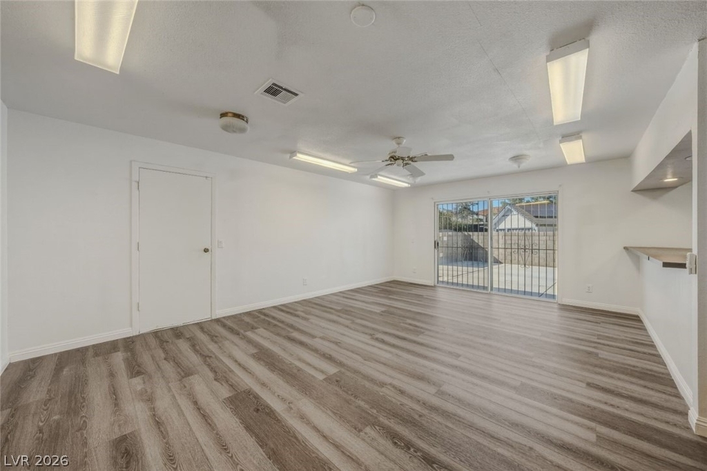 6760 W Oakey Boulevard - Photo 21