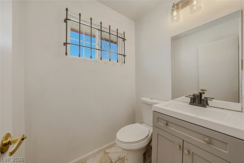 6760 W Oakey Boulevard - Photo 19