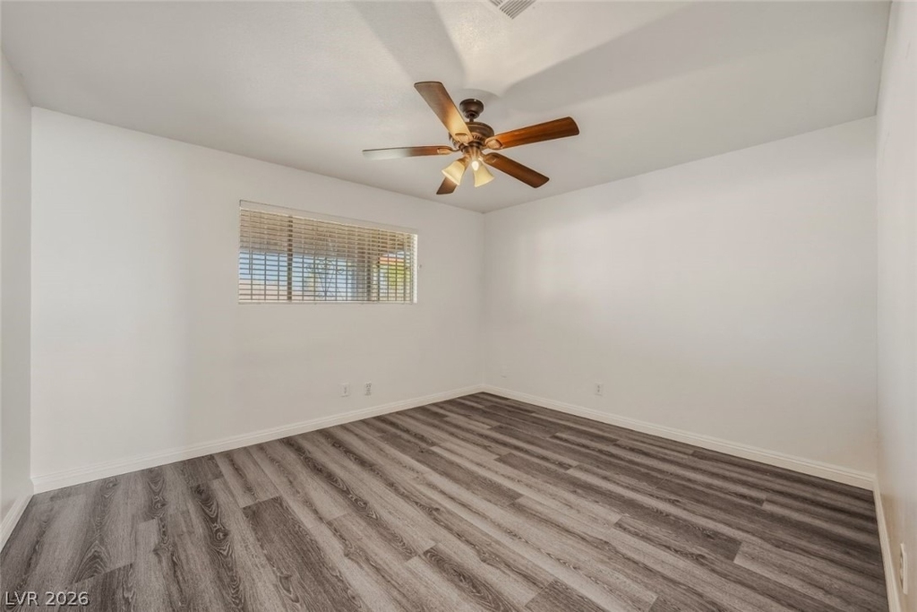 6760 W Oakey Boulevard - Photo 32