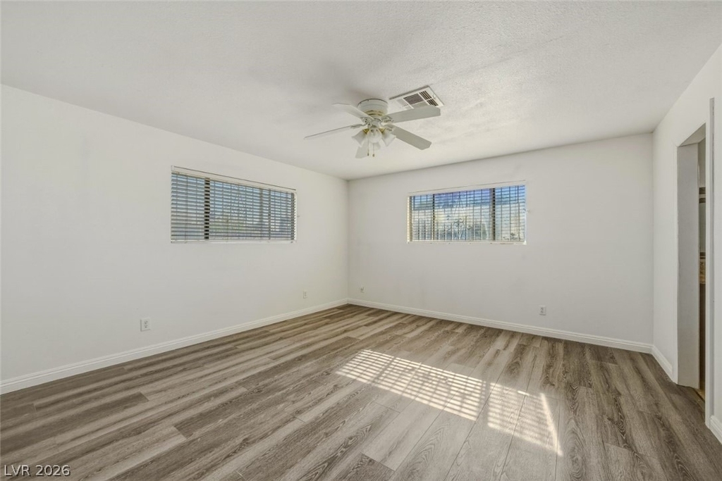 6760 W Oakey Boulevard - Photo 24