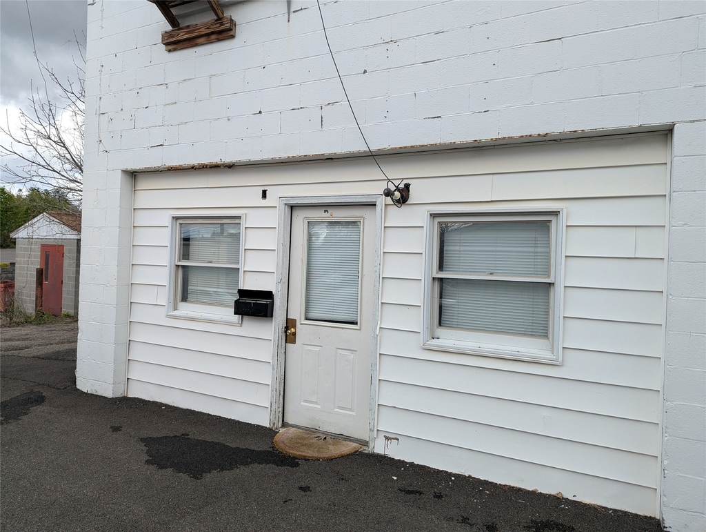 2909 1/2 Watson Boulevard - Photo 0