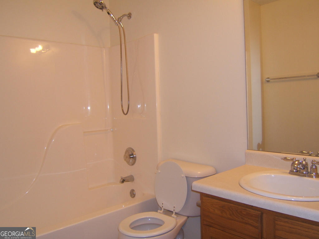 7202 Georges Way - Photo 11
