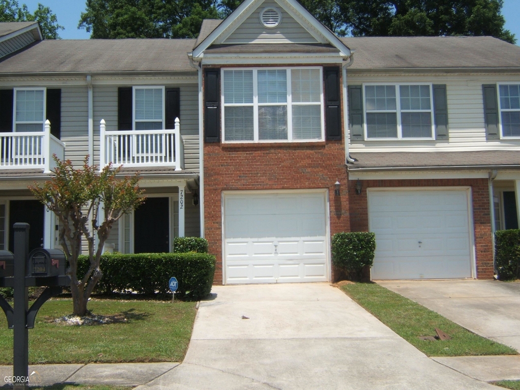7202 Georges Way - Photo 0