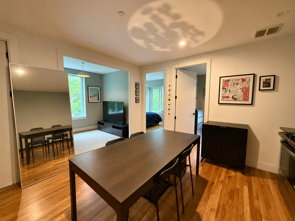 683 Chauncey St - Photo 3