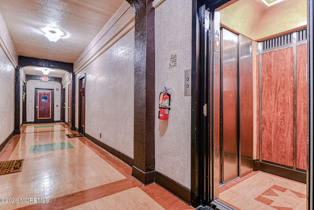 1700 Webb Street - Photo 7