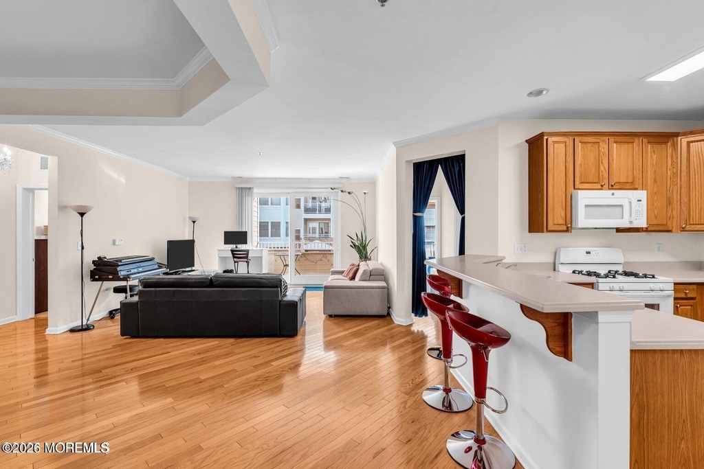 33 Cooper Avenue - Photo 1