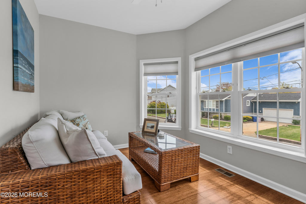 3306 Windsor Avenue - Photo 13