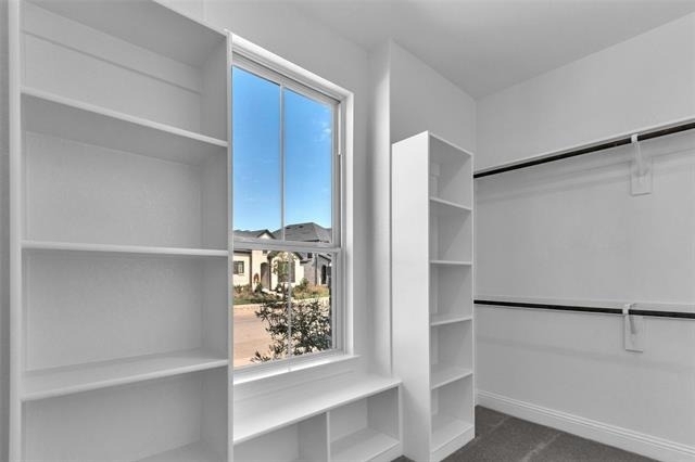 2410 Thavie Street - Photo 10