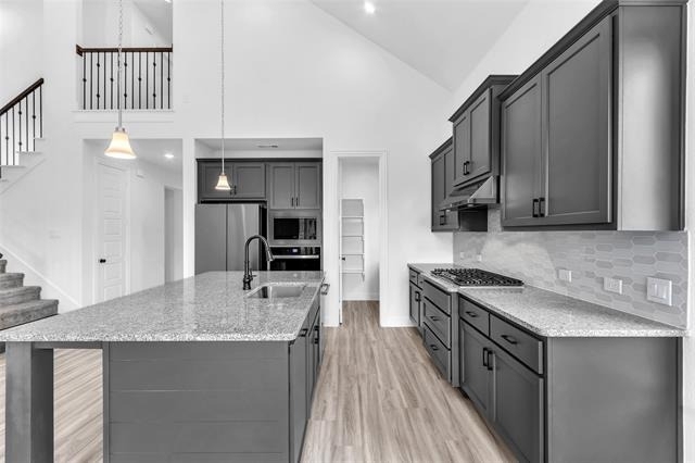 2410 Thavie Street - Photo 25