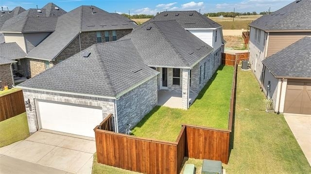 2410 Thavie Street - Photo 34