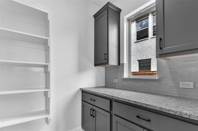 2410 Thavie Street - Photo 12