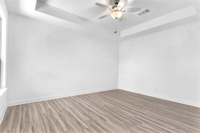 2410 Thavie Street - Photo 31