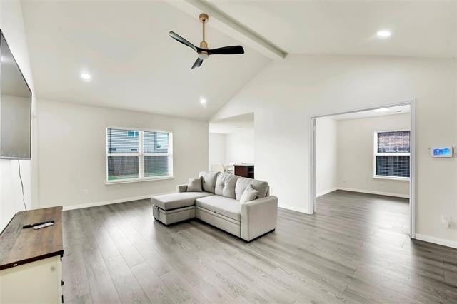 170 Kennedy Drive - Photo 2