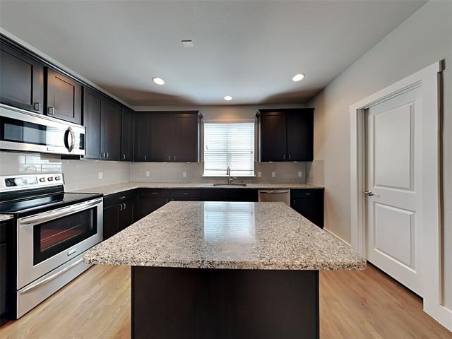 1318 Palm Springs Lane - Photo 3