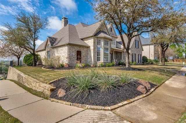 604 Promontory Drive - Photo 1
