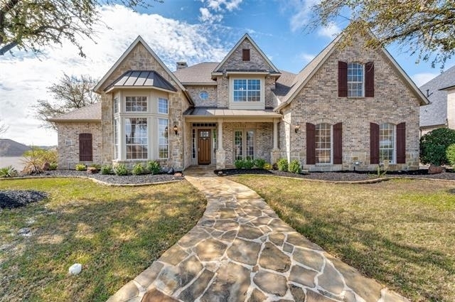 604 Promontory Drive - Photo 0