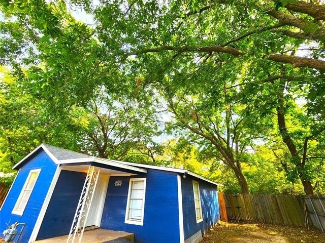 620 Uland Street - Photo 1