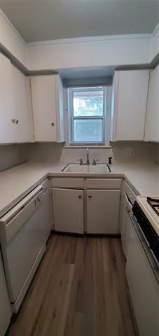 2404 Louise Street - Photo 4