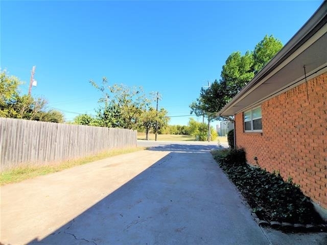 1200 Bryn Mawr Place - Photo 37