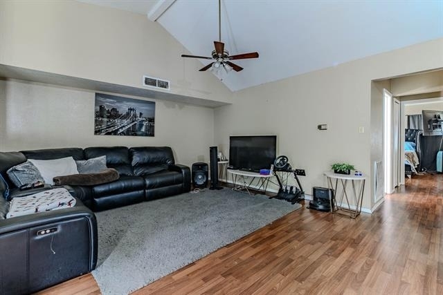 434 Pogue Street - Photo 3