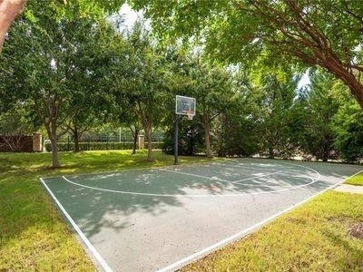 7933 Hannah Street - Photo 17