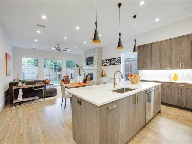 4310 Merrell Road - Photo 3