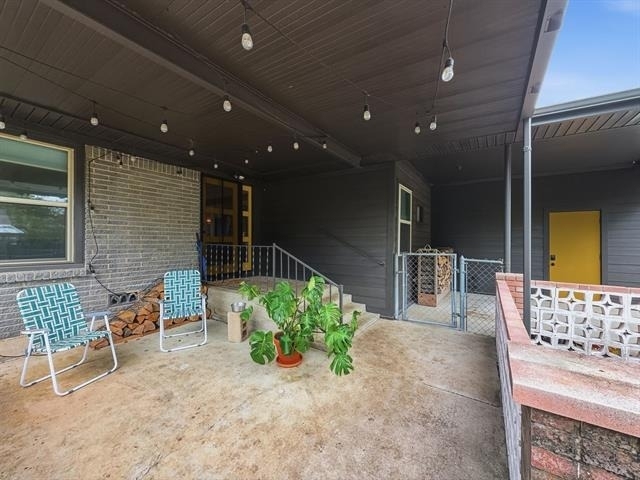 2137 Lenamon Street - Photo 21