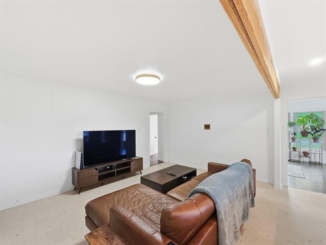2137 Lenamon Street - Photo 12