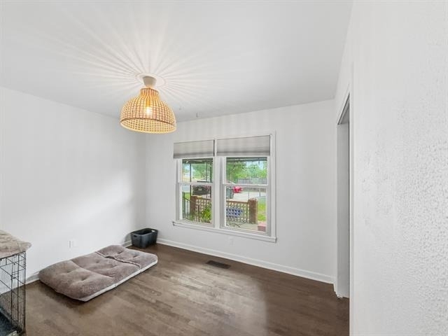 2137 Lenamon Street - Photo 10