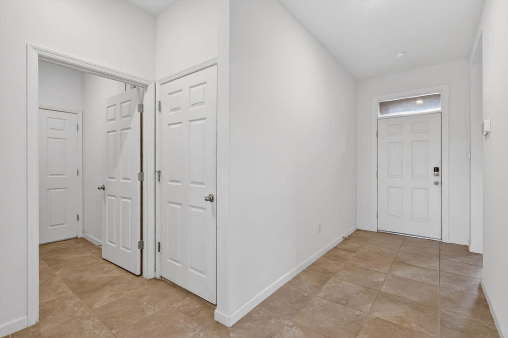10552 Sw Toren Way - Photo 1