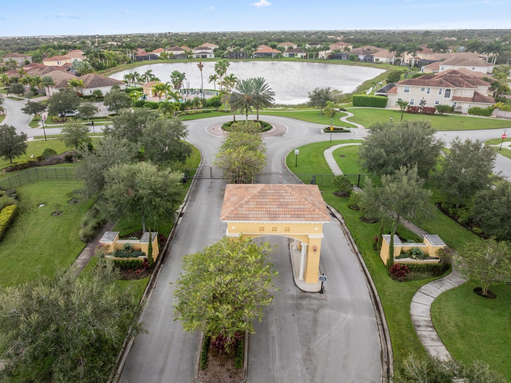 10552 Sw Toren Way - Photo 48