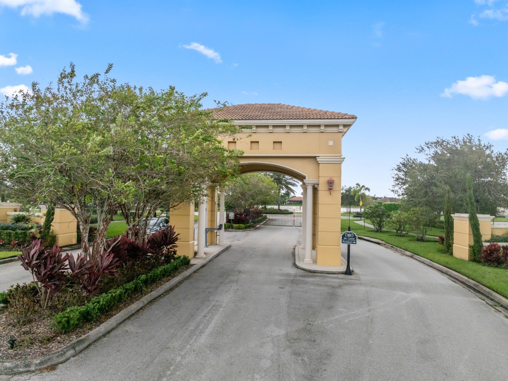 10552 Sw Toren Way - Photo 47