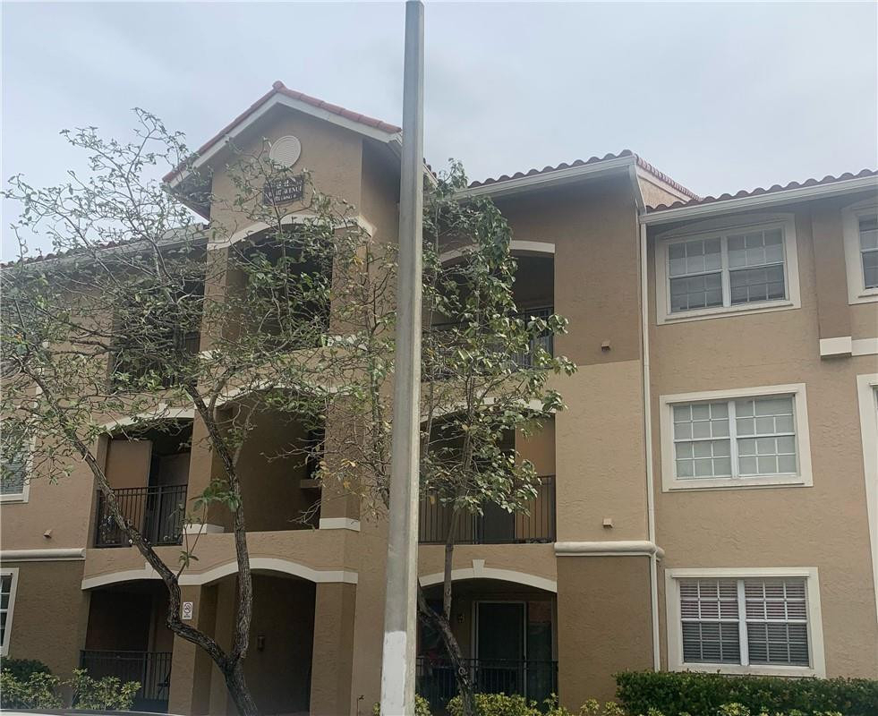 131 Sw 117th Avenue - Photo 1