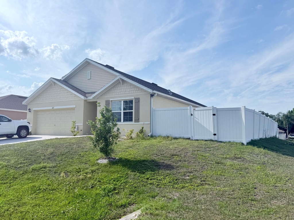 1405 Pace Drive Nw - Photo 1