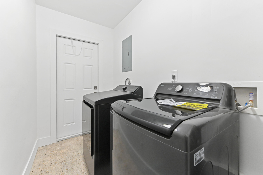 2541 Nw 64th Terrace - Photo 8
