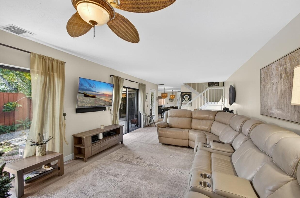 1700 Embassy Drive - Photo 4