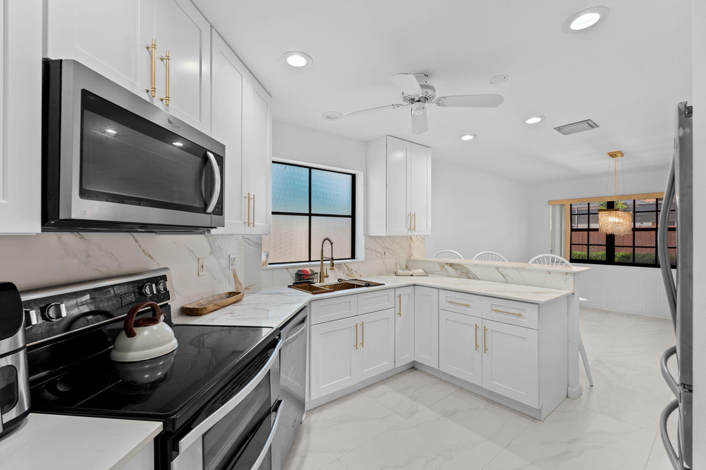111 Weybridge Circle - Photo 17