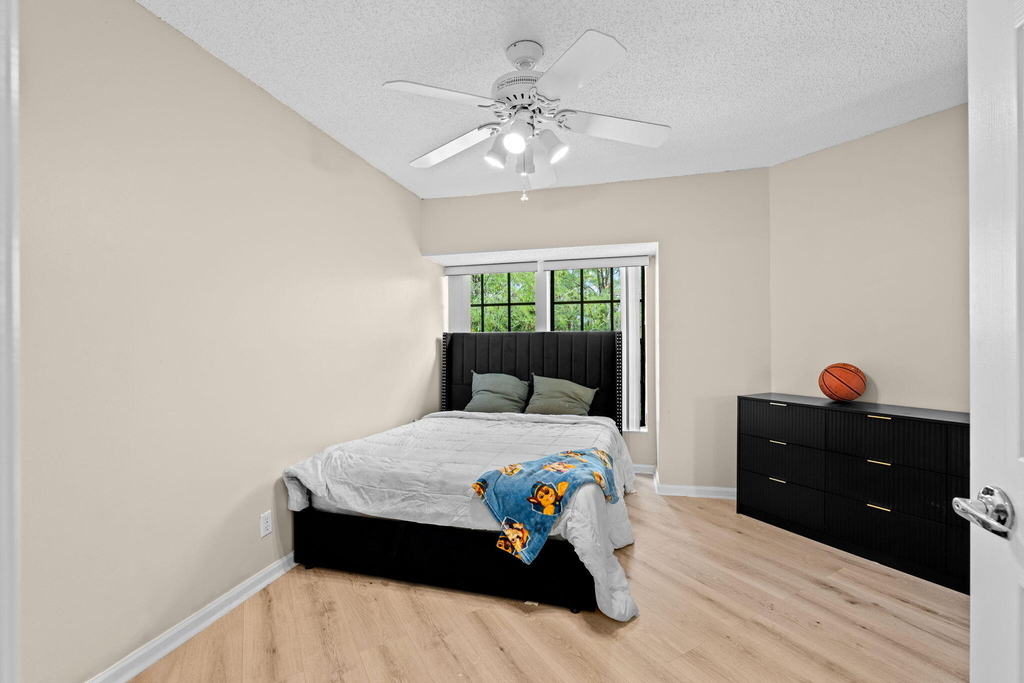 111 Weybridge Circle - Photo 30
