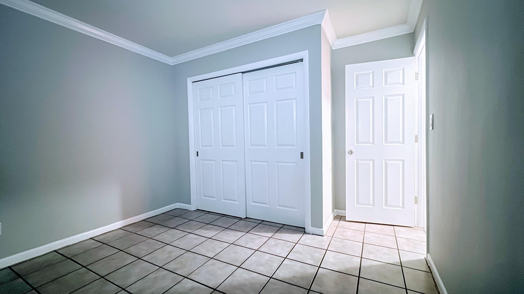 1401 Ne 15th Street - Photo 8
