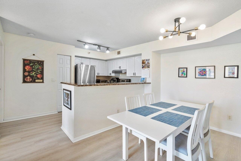 157 Yacht Club Way - Photo 10