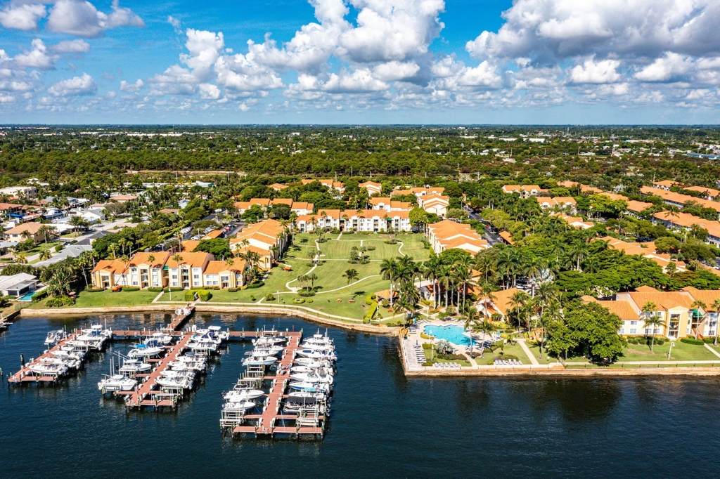157 Yacht Club Way - Photo 28