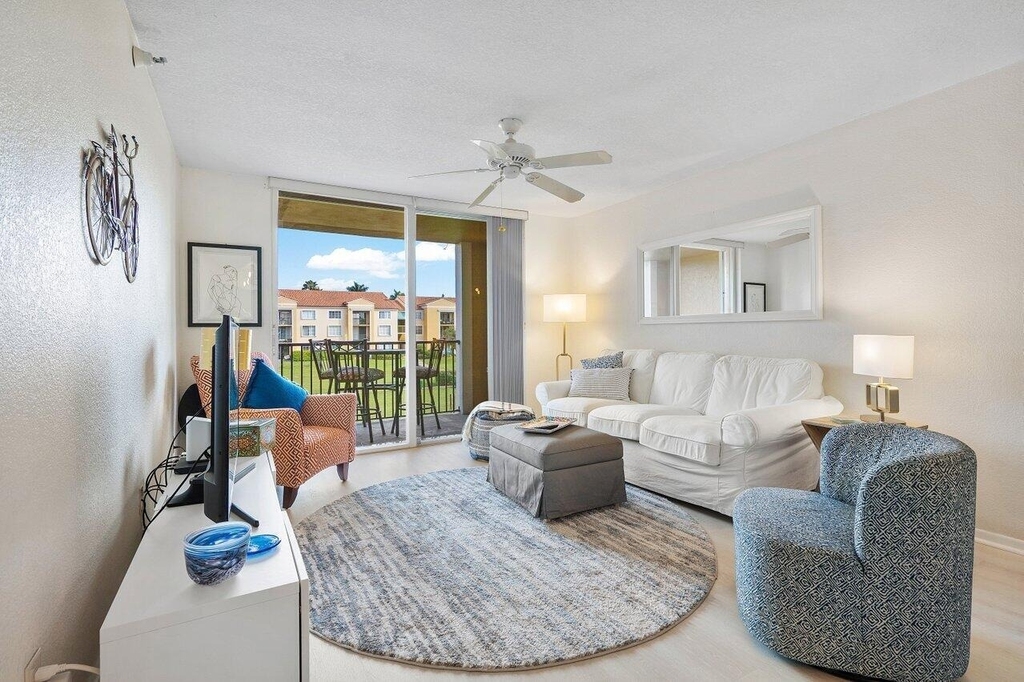 157 Yacht Club Way - Photo 5