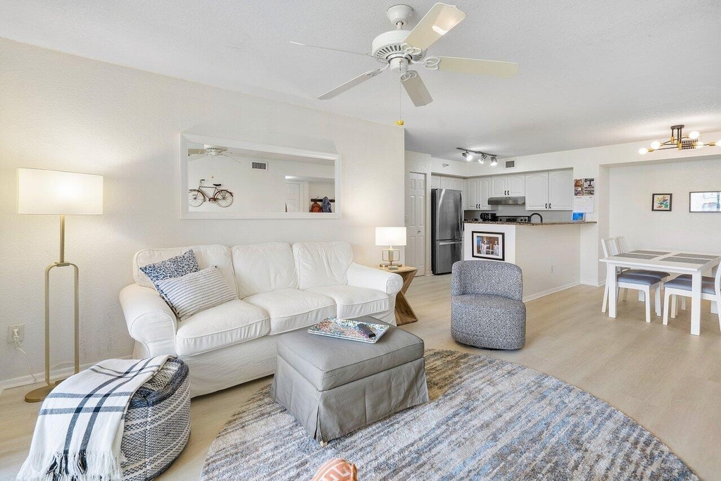 157 Yacht Club Way - Photo 8