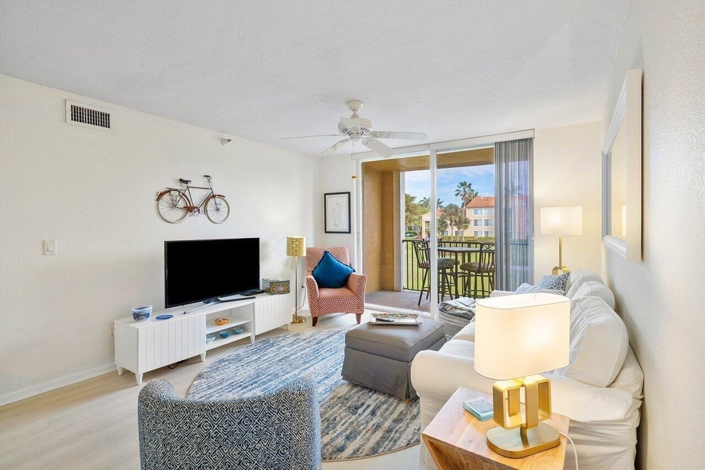 157 Yacht Club Way - Photo 4