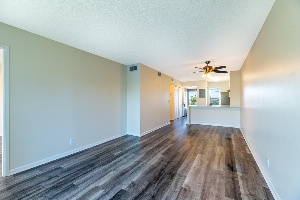 2226 N Cypress Bend Drive - Photo 41