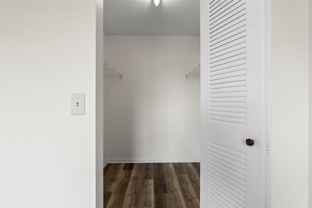 2226 N Cypress Bend Drive - Photo 6