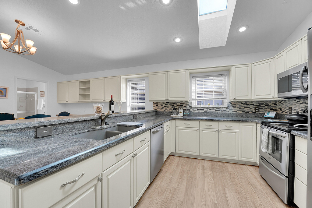 7305 Marsh Terrace - Photo 7